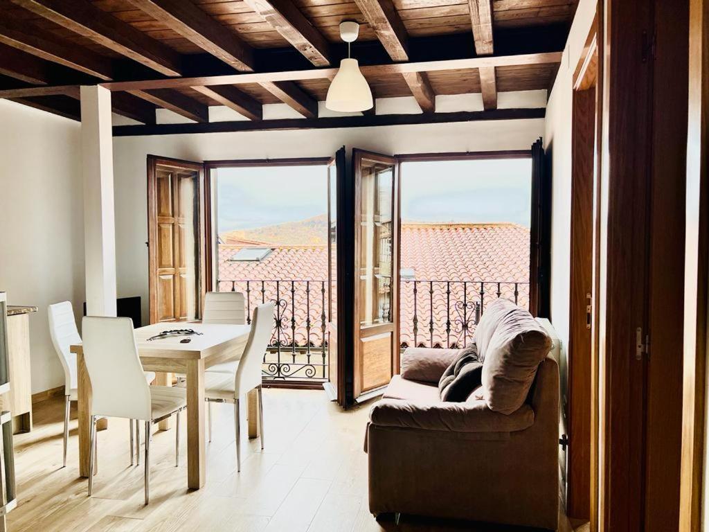 Apartamentos Raices Mogarraz Exterior photo